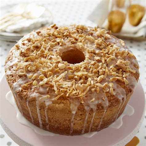 Louisiana Crunch Cake Recipe - Wilton