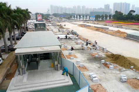 Shenzhen 2011-2 | The metro station was just opened.The stre… | Flickr