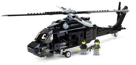 UH-60 Army Black Hawk Helicopter Made With Real LEGO® Bricks