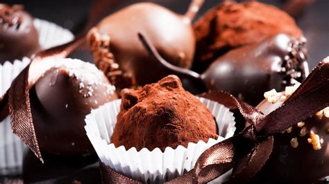 Chocolate coated pastries in close-up photography HD wallpaper ...