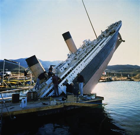 See Rare Behind-The-Scenes Photos From “Titanic”