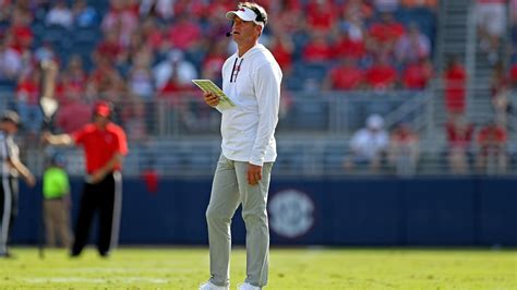 Lane Kiffin Blasts Ole Miss Attendance, Gets Trolled By Vols Fans