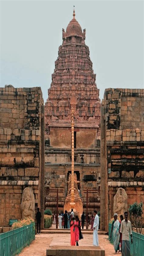 10 Famous Shiva Temples to Visit in South India