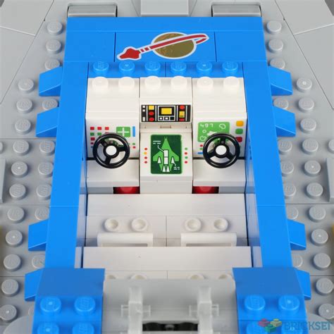 LEGO 90th anniversary 10497 Galaxy Explorer critics' review