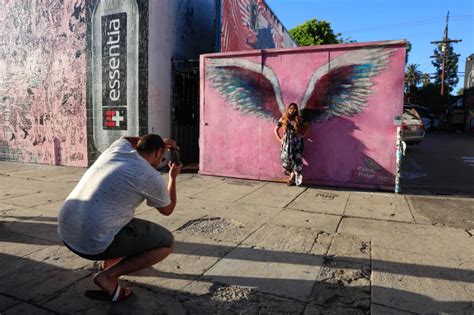 La Graffiti Art Wings