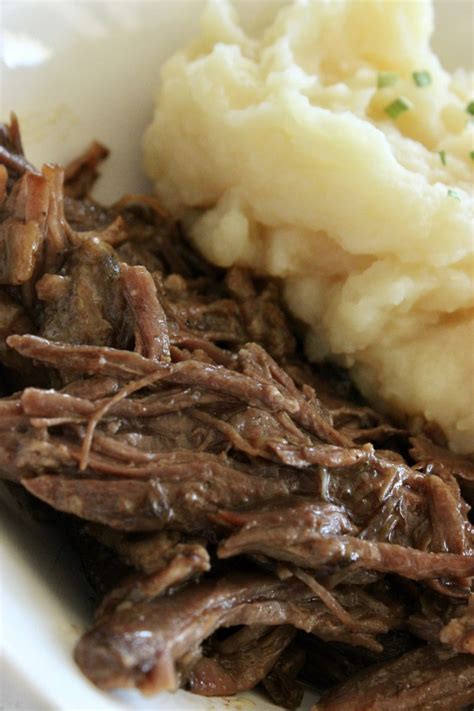 chuck roast slow cooker recipe moist