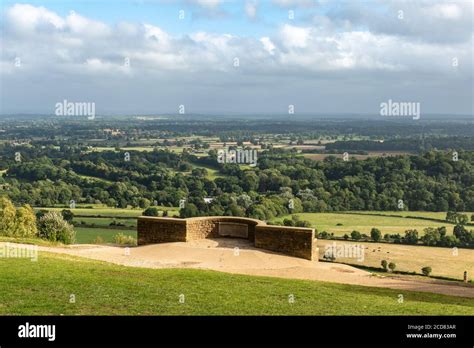 View over surrey hills hi-res stock photography and images - Alamy