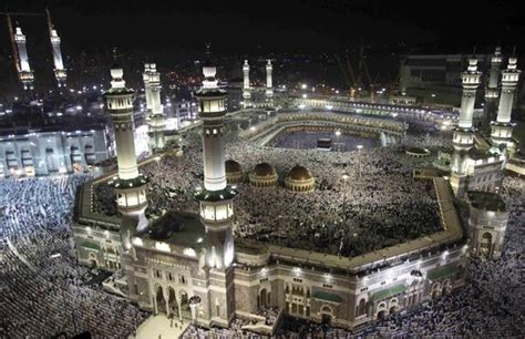 Mecca, Saudi Arabia. Ka'ba mosque surrounds a black stone in the holy ...