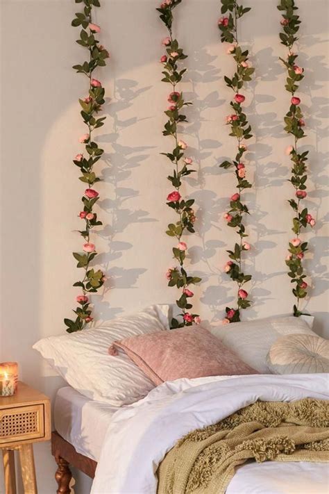 Decorative Rose Vine Garland | Romantisches schlafzimmer dekor, Dekor ...