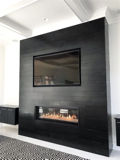 Pin by Jawairia Zafar on Fireplace ideas | Living room decor fireplace ...