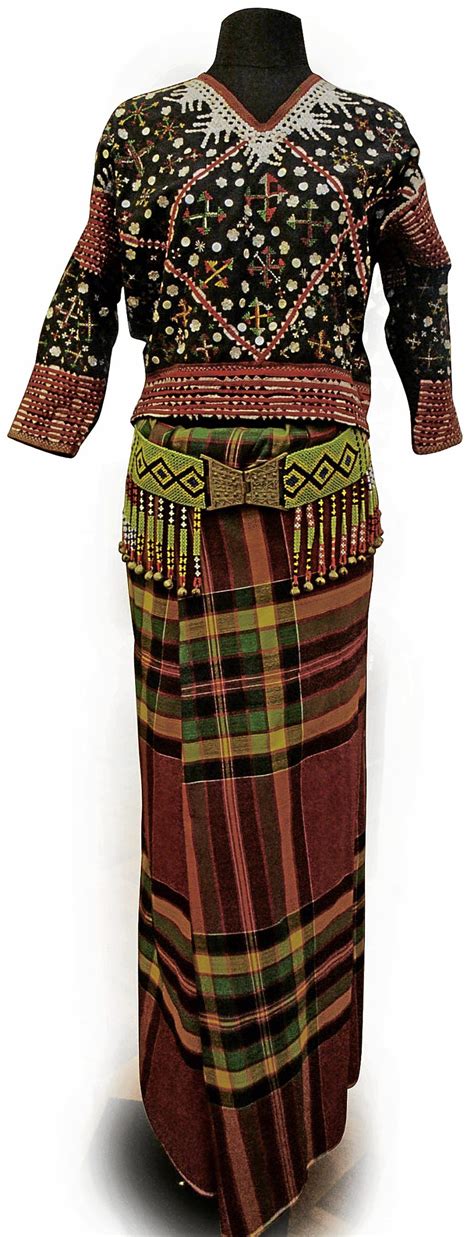 Philippines tribal outfit. | Filipino clothing, Filipiniana dress ...