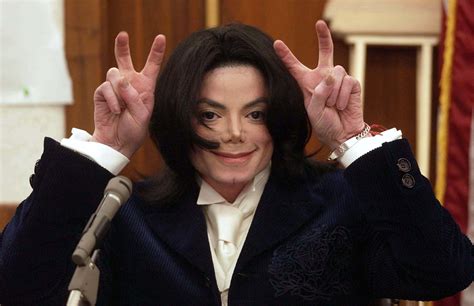 First Look at Michael Jackson Documentary 'Leaving Neverland' [VIDEO ...