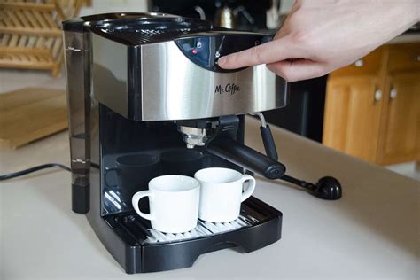 Mr. Coffee ECMP50 Espresso/Cappuccino Maker: Inexpensive