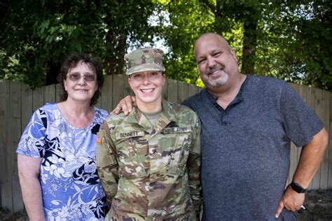 Bennett VNG’s first female infantry enlistment, Infantry School ...