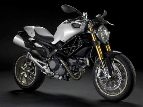 Ducati Monster 1100S