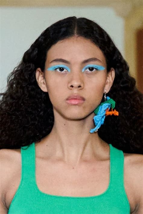 The Biggest Beauty Trends From Spring/Summer 2023 Fashion Week