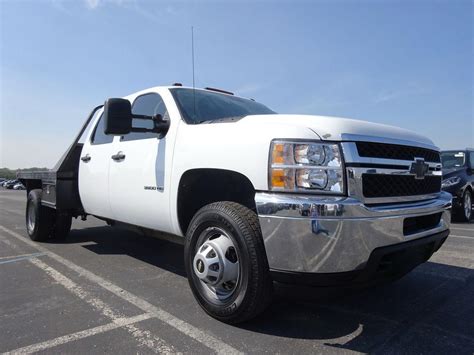 FLAT BED DUALLY 2011 Chevrolet Silverado 3500 CREW CAB @ Crew cabs for sale