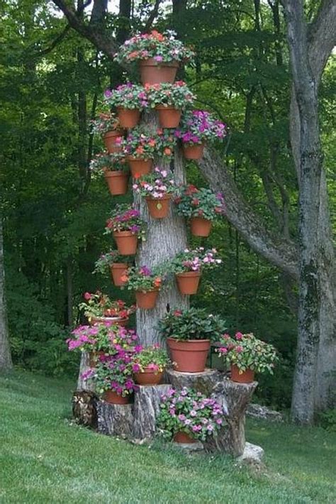 18 Cool DIY Ideas To Make Your Garden Look Great | Balcony Garden Web