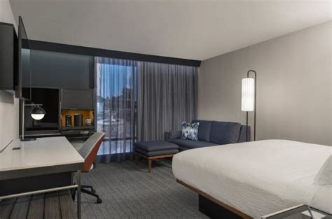 Courtyard by Marriott Cincinnati Downtown Debuts — LODGING