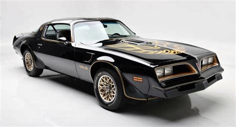 Burt Reynold's '77 Pontiac Firebird Trans Am SE – the Car From 'Smokey ...