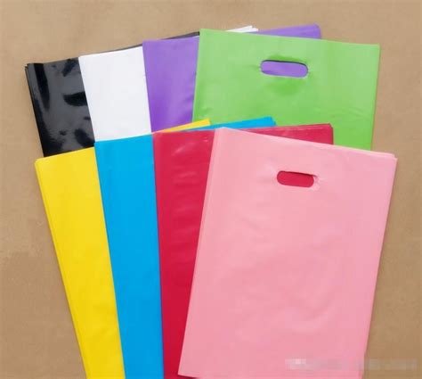 20*26cm Pure Plain Color Plastic Bags , Thick Shopping Clothes ...