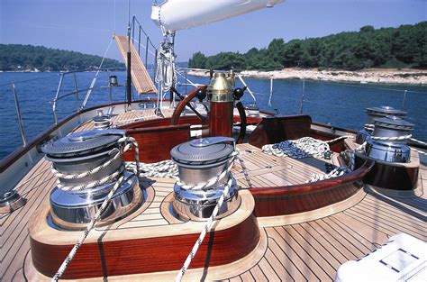 Avangard Shipyards - Yacht Deck Equipment