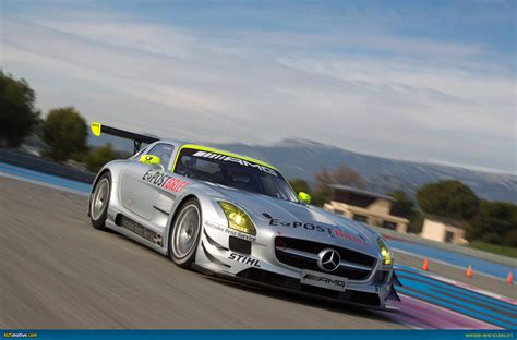 Mercedes-Benz SLS AMG GT3 prepares for endurance season – AUSmotive.com