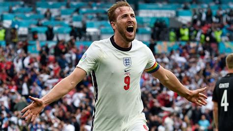 harry-kane-england-celebrate-goal-euro-2020 | FootballTalk.org