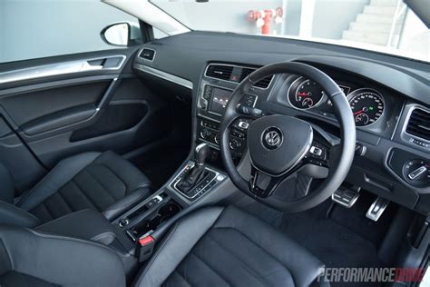 2016 Volkswagen Golf Alltrack review (video) – PerformanceDrive