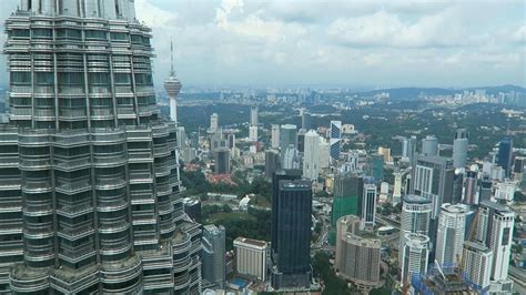 Petronas Twin Towers, Kuala Lumpur, Malaysia - Photos, Map & Tips For 2021