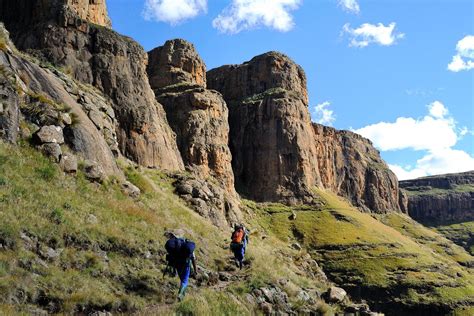 Drakensberg Amphitheatre | Walksinafrica