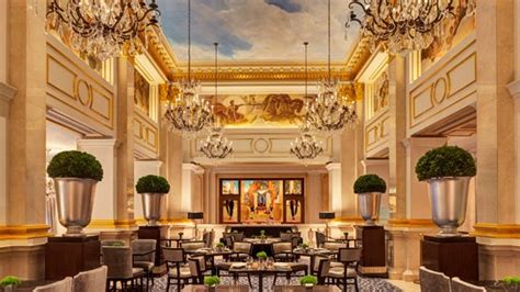 King Cole Bar & Salon at the St. Regis New York Hotel | Architectural ...