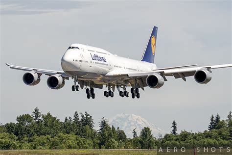 Lufthansa 747-8i - Aero-Shots