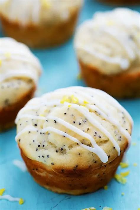 Lemon Poppy Seed Muffins Recipe | DebbieNet.com