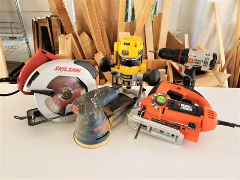 Essential Tools For Beginner Woodworking - Image to u