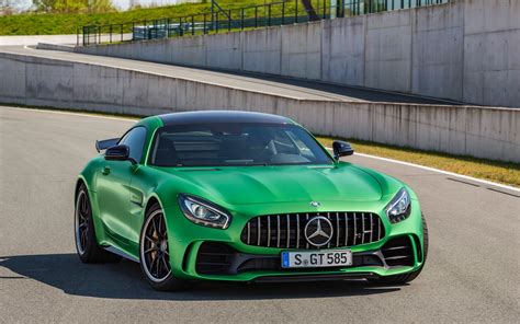 Verte pour conquérir l’Enfer Vert : voici la Mercedes-AMG GT R - Guide Auto