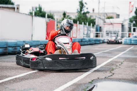 Outdoor Go Kart Racing Near Me [Locator Map + Guide + FAQ]