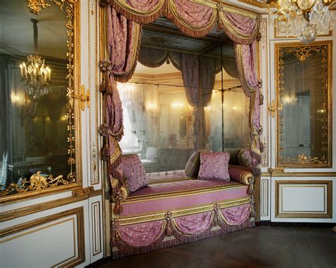 Marie Antoinette’s home in the Palace of Versailles undergoes ...