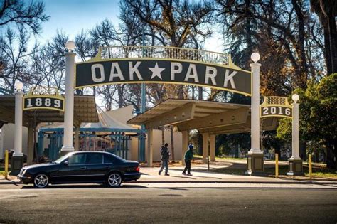 historic gateway arch returns to oak park in a nod to sacramento s past