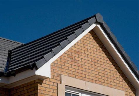 Comparing The Lifespan Of Flat Roofs Versus Pitched Roofs