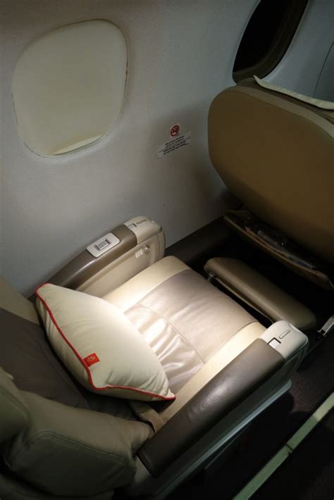 Review Royal Jordanian Erj 195 Business Class Amman To Kuwait Live