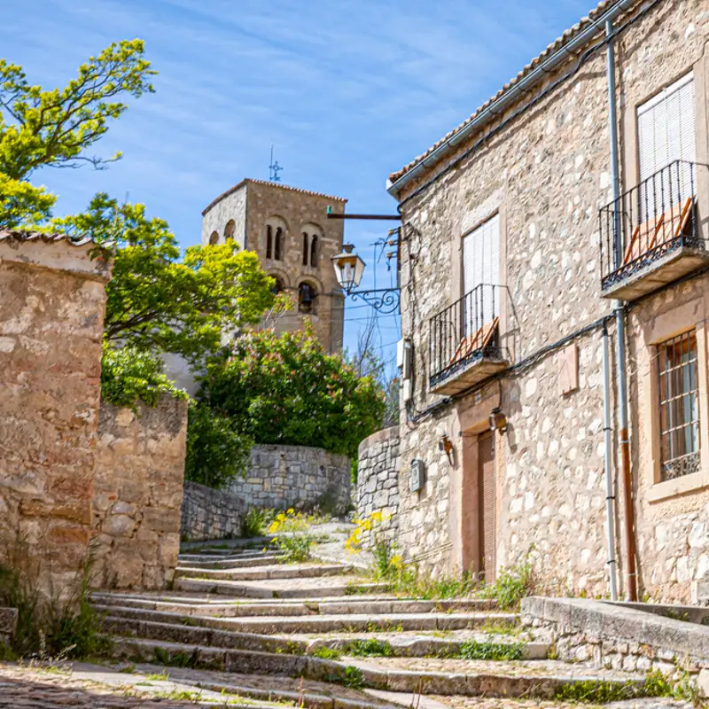 Los cinco candidatos a mejor pueblo al que viajar en diciembre están en Segovia