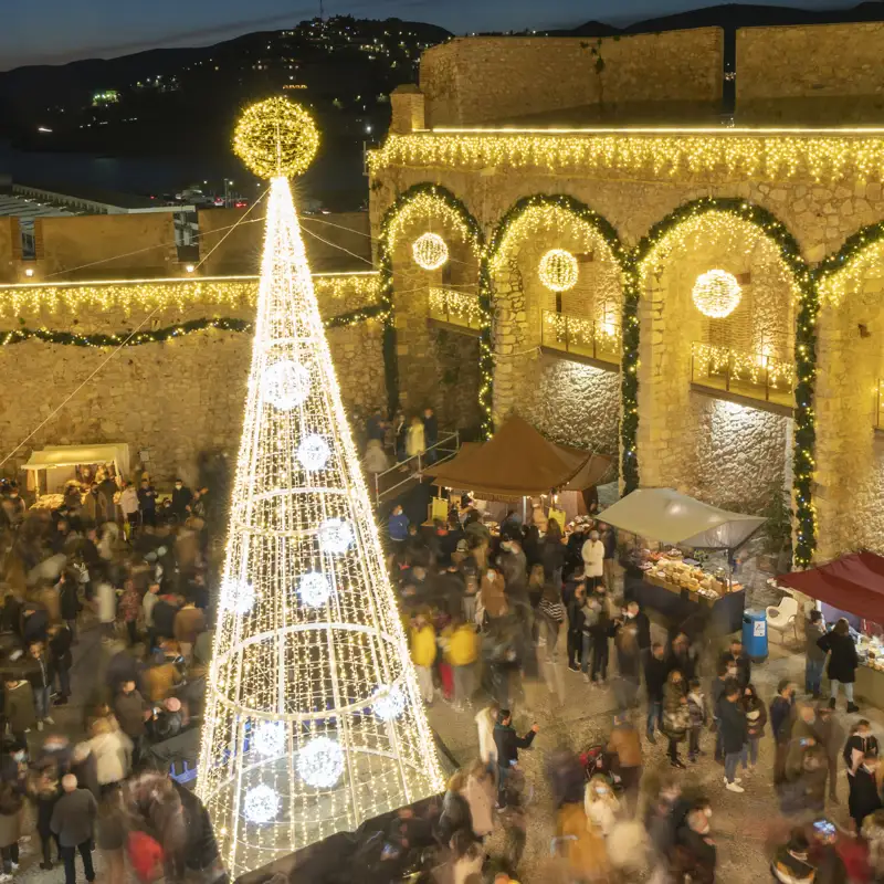 Ribadavia y Biar, candidatos a ser el pueblo que más brille estas navidades