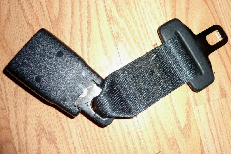 Oem seat belt extender for 2004 jeep grand cherokee