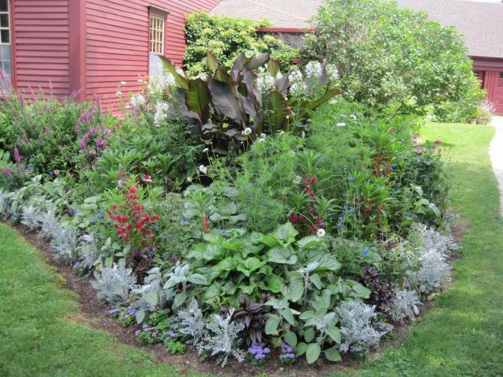 landt_garden_002_full_width.jpg