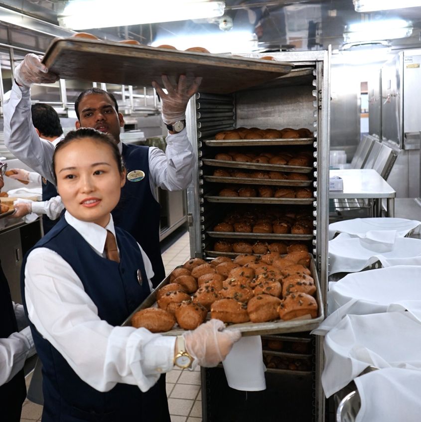 Pastry ready to be served on Mariner Of The Seas Royal Caribbean - AspirantSG