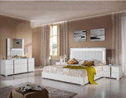 Modern White Glossy Bed Silvio