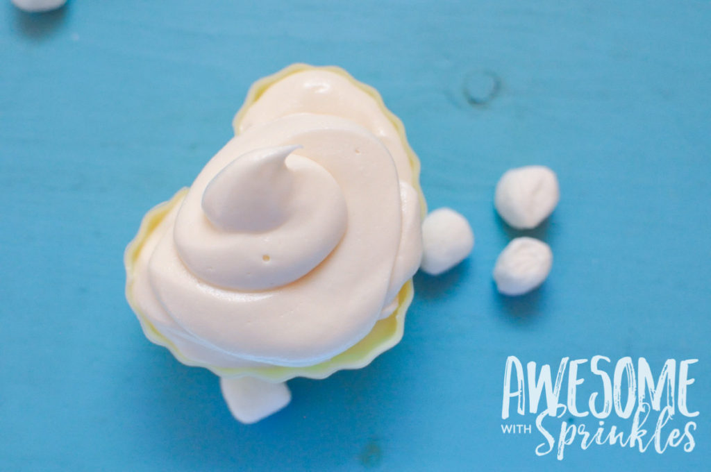 Marshmallow Buttercream Frosting | Awesome with Sprinkles