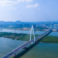 China’s water drop bridge boasts 202m tower logo 