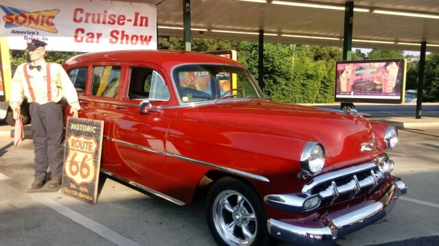 1954 Chevrolet Bel Air/150/210 (Medium Garnet Red/Gray)